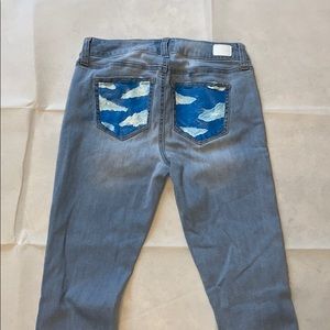 Light blue skinny jeans